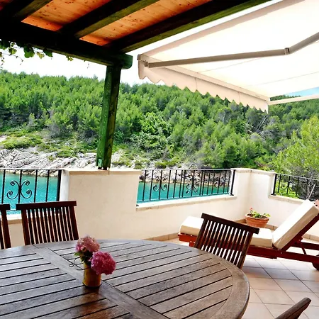 Bay House Rosohotnica *