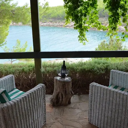 Bay House Rosohotnica * Vrboska